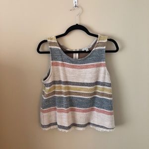 Stripped sleeveless top.